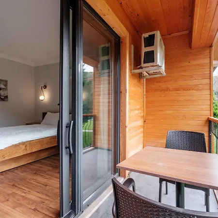 Bagdat Tatil parkı Semetler