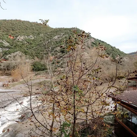 Bagdat פארק נופש 2*