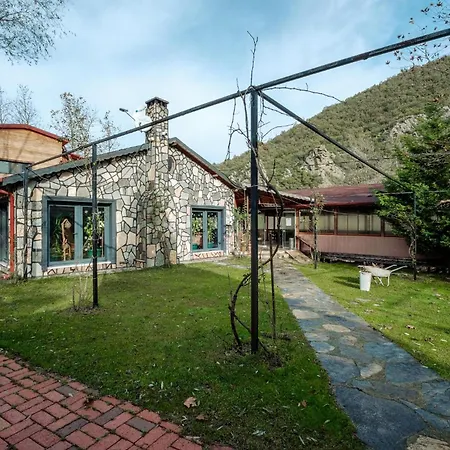 Bagdat פארק נופש 2*